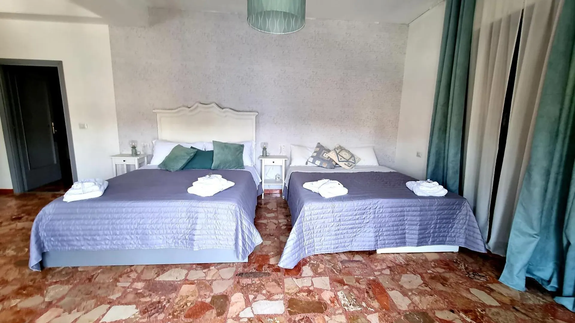 Happy In Naples Bed & Breakfast Italy