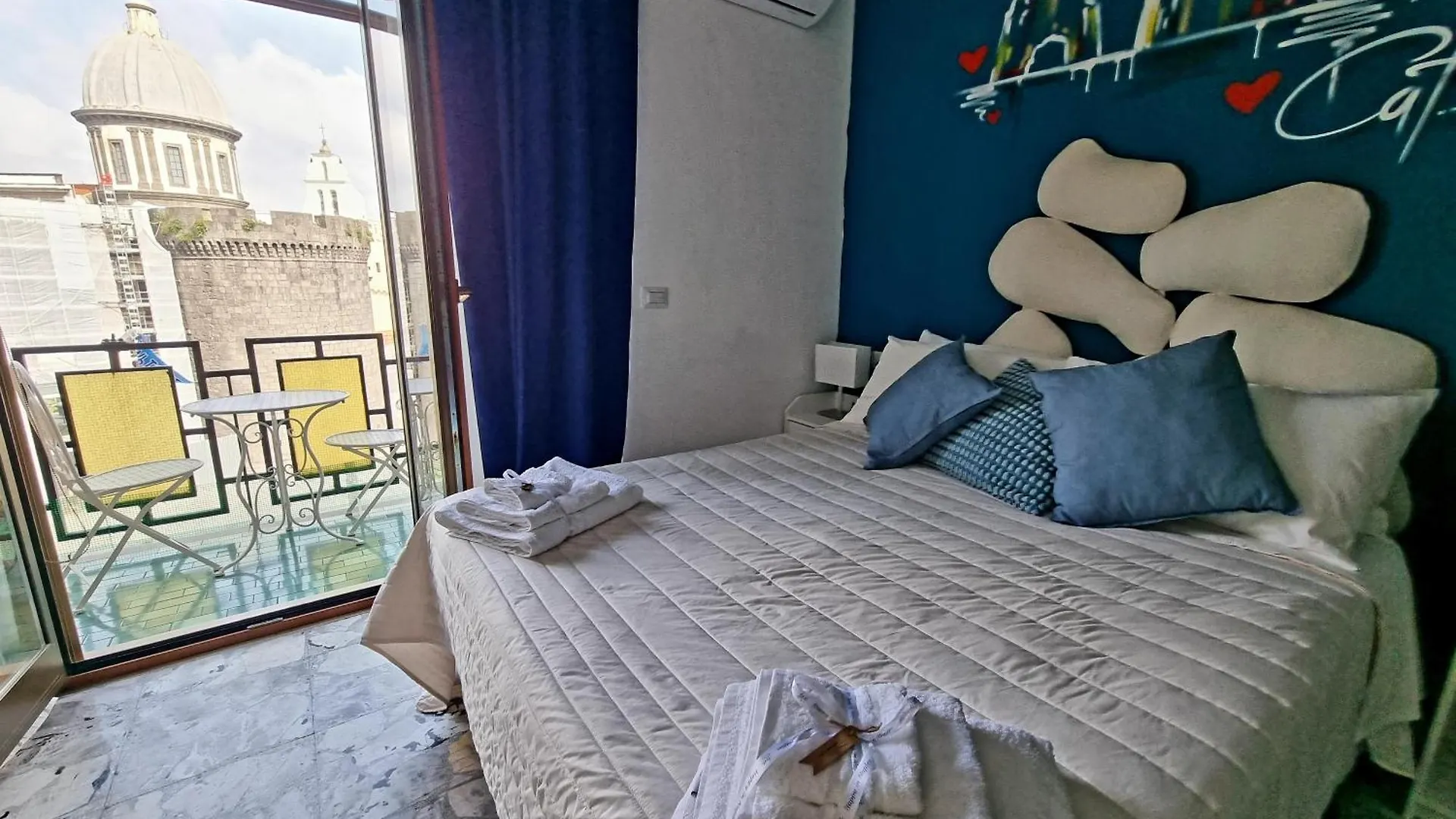 Happy In Naples Bed & Breakfast Italy