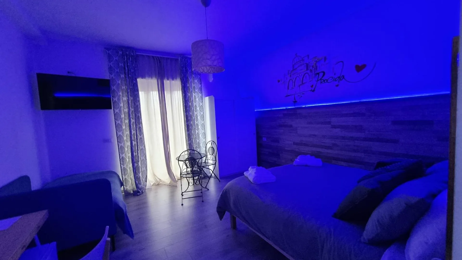Happy In Naples Bed & Breakfast